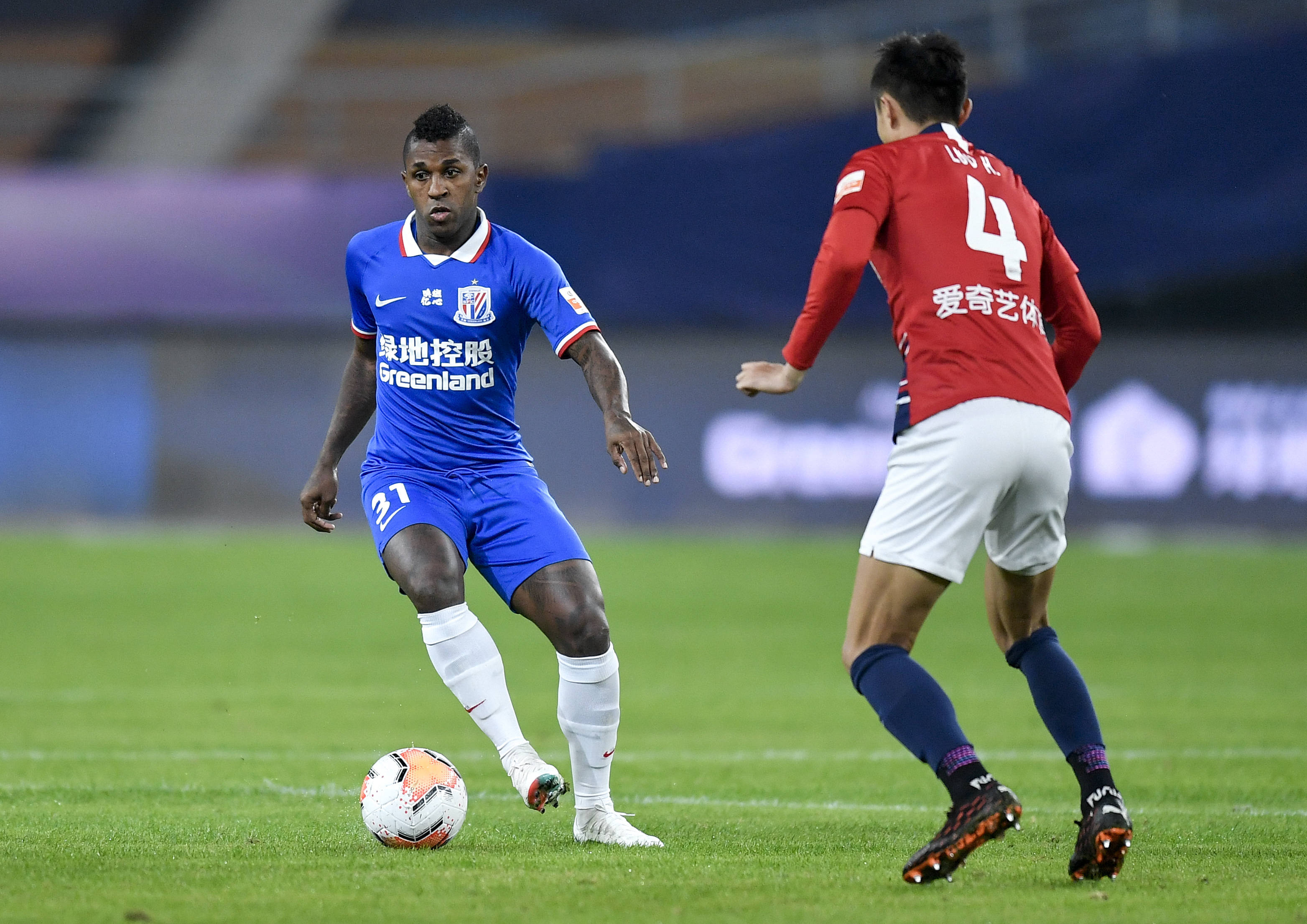 已经低头！高层调解之后阿隆索主动“示好”明星，愿意更改新战术