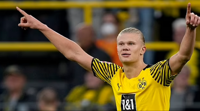 皇家马德里的阿诺德因伤缺阵两个月，防线危机如何应对？